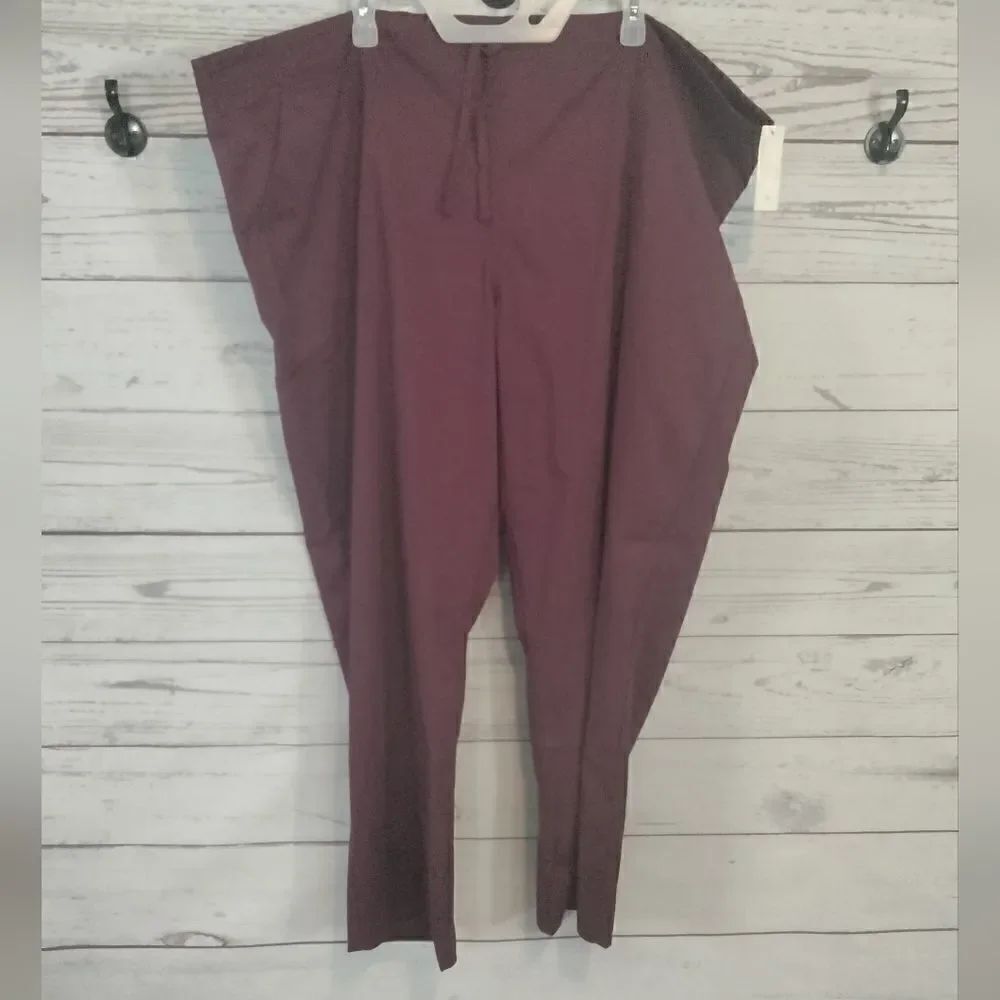 New Without tags "Scrub Star" unisex nursing pants